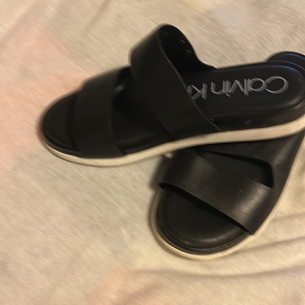Calvin Klein black leather sandals size 8 - Picture 2 of 3